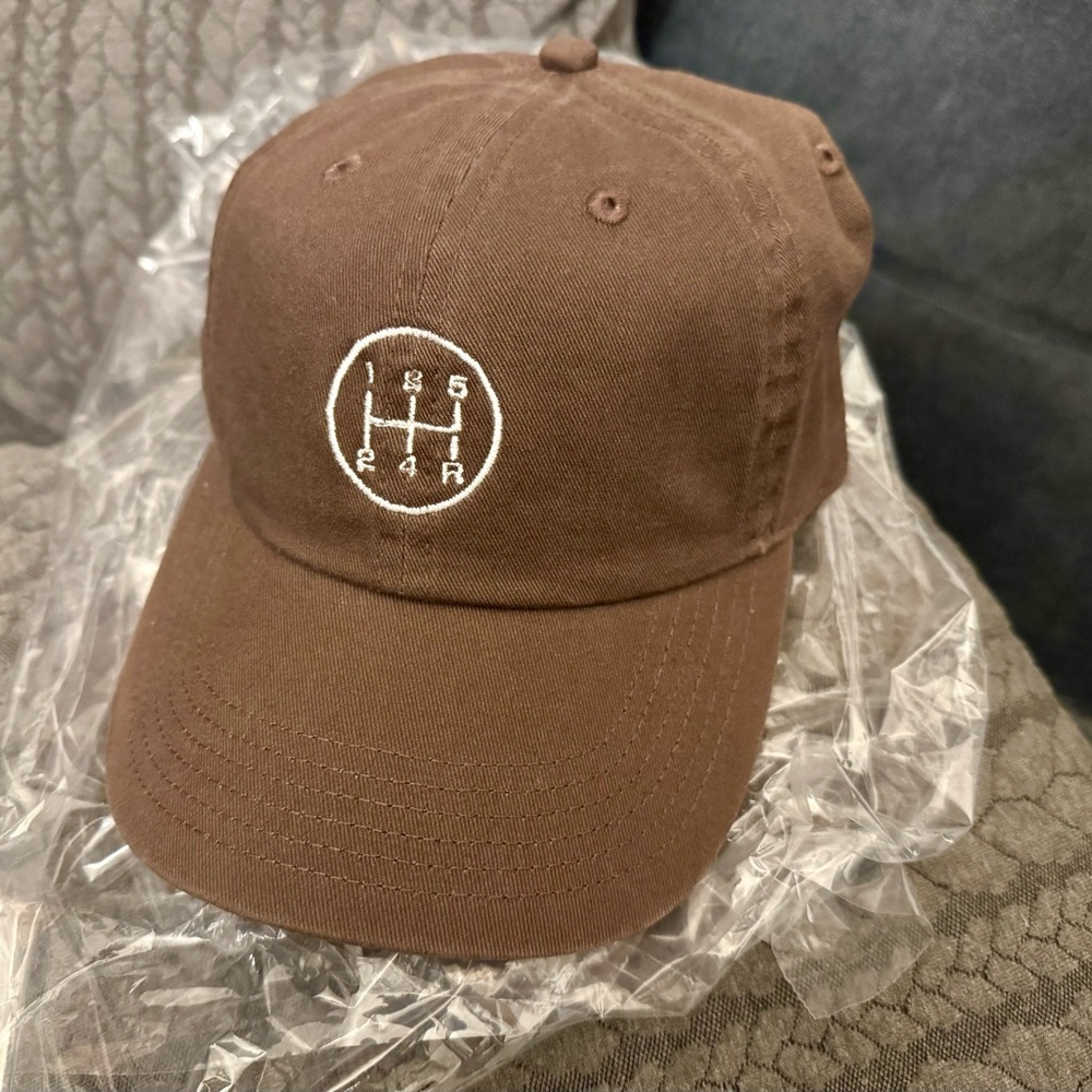 Shift Into Style: Manual Gears Cap for Drivers Who Know the Difference